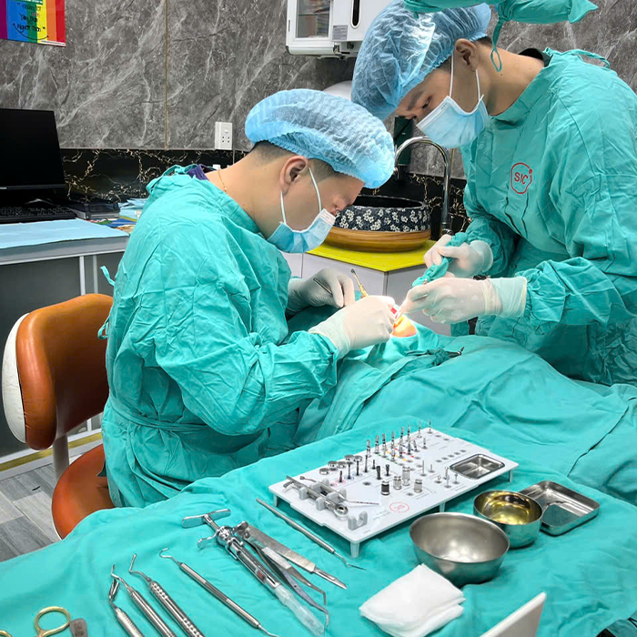 cay implant